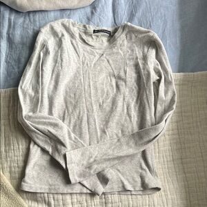 Grey long sleeve shirt